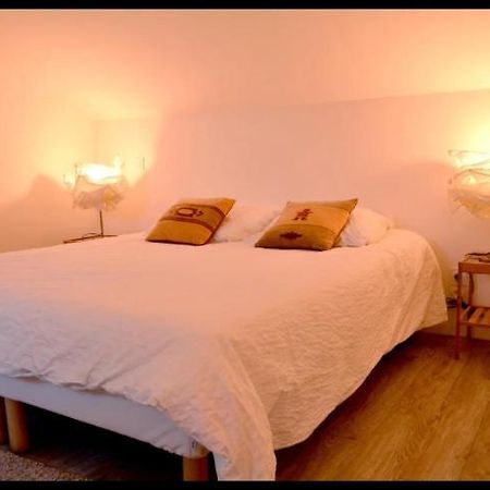 L'Atelier De La Blanchardiere 49520 Bed & Breakfast Le Tremblay Екстериор снимка